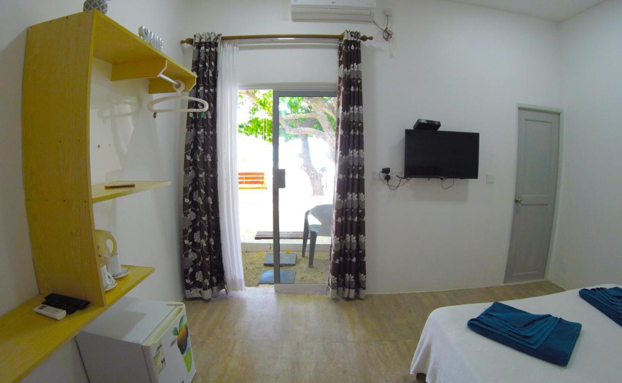 Hotel Seginy Seaview Guraidhoo  Exterior foto