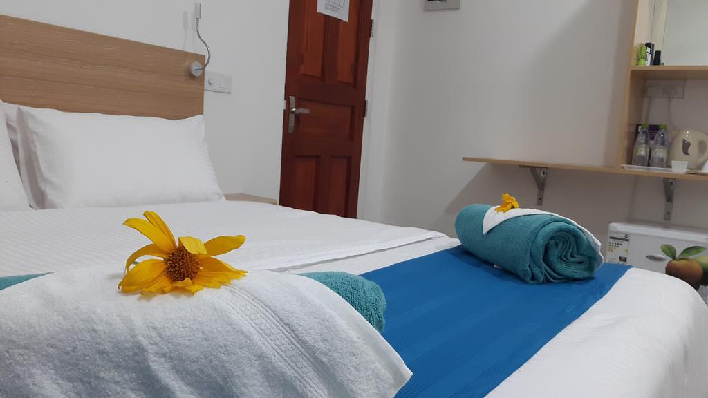Hotel Seginy Seaview Guraidhoo  Exterior foto